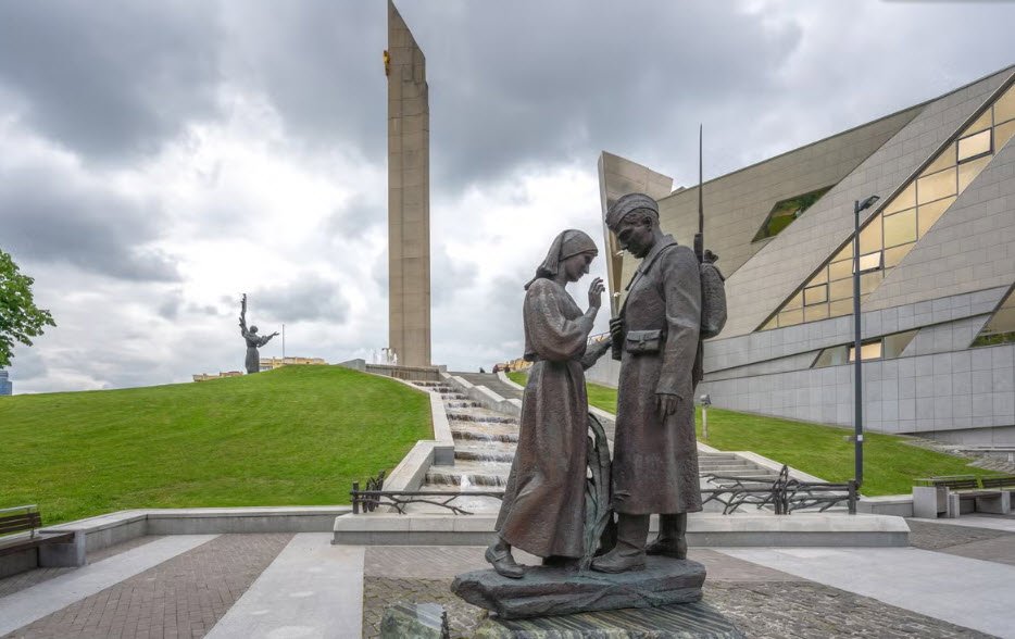 Minsk Hero City Obelisk &amp; Museum, Minsk, Belarus